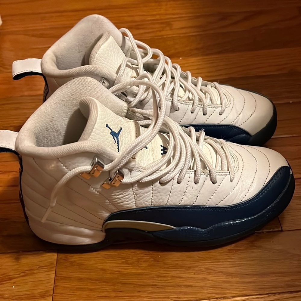JORDAN 12s Blue & White